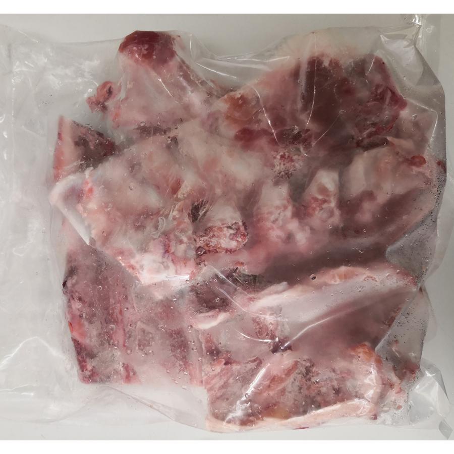 ハッピーライフ国産豚脊骨 豚背骨 約950g 栄養たっぷりスープ用 カムジャタン用 冷凍食品 豚骨スープ用