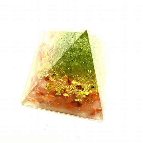 ピラミッド型 パワーストーン オブジェ ローズクオーツ 木