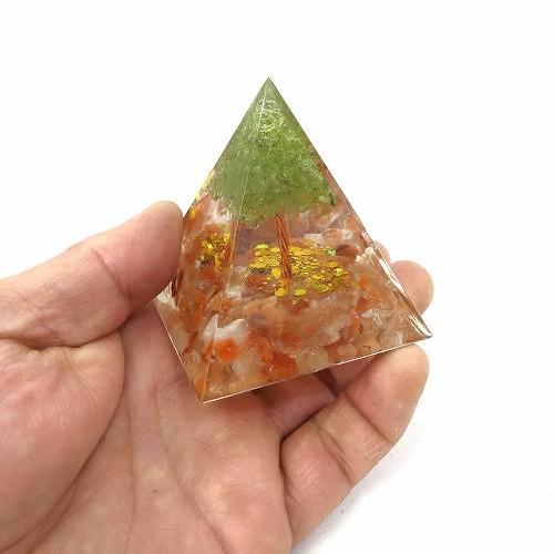 ピラミッド型 パワーストーン オブジェ ローズクオーツ 木