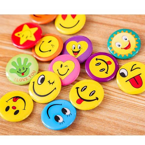 缶バッジ スマイル 30個セット ランダムアソート 福袋 ピンバッジ 顔