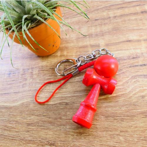 けん玉 キーホルダー ストラップ 赤 ミニチュア 木製 けんだま