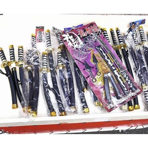 訳あり 刀 プラスチック 日本刀 忍者 侍 二刀流 玩具 まとめて 20本
