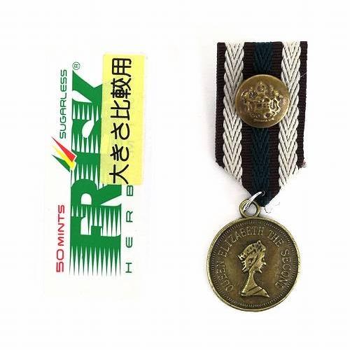 バッジ ミリタリー 勲章 緑 茶 ベージュ コイン cm1 勲章バッジ