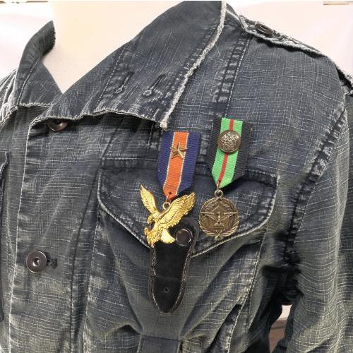 ミリタリー バッジ コレクション バッジ ミリタリー 勲章 2個セット B イーグルとコイン cf10 cf11 勲章