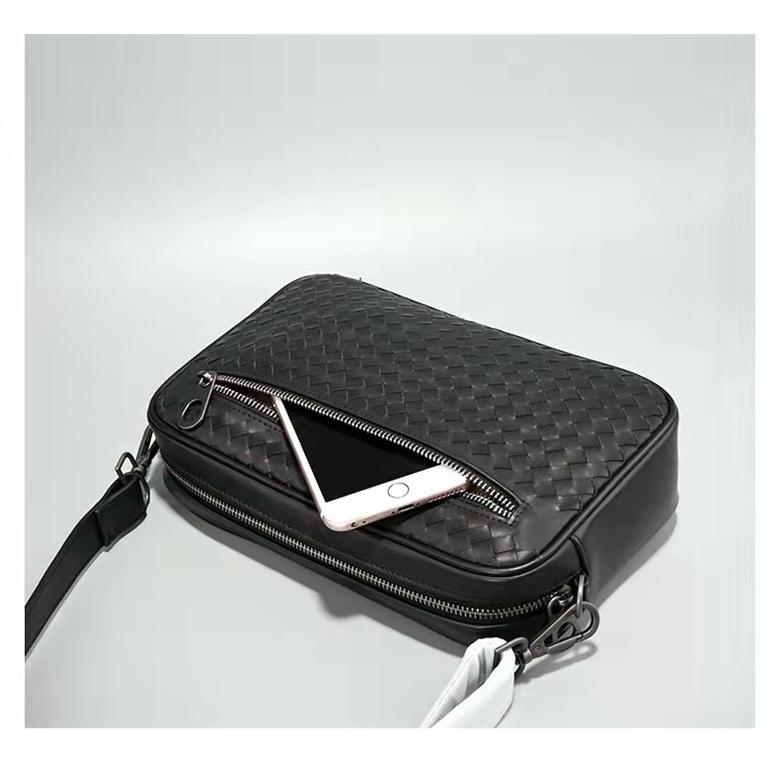 黒いレザー編み込みショルダーバッグ 黒いレザー編み込みショルダーバッグ 黒いレザー編み込み