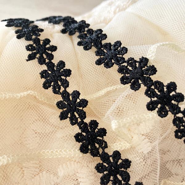 日本製　マスクレースおしゃれ 秋冬 ネックストラップ 金属アレルギー対応 マスクコード ストラップ レース 花柄 マスク ストラップ マスクバンド （ゴールド） |  | 04