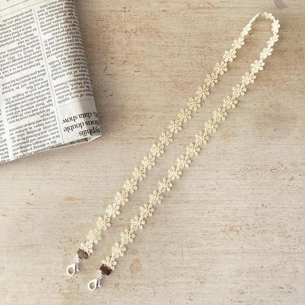 日本製 マスク 首かけクリップ ネックストラップ 金属アレルギー対応 マスクコード ストラップ レース 花柄 マスク ストラップ　（シルバー） |  | 14