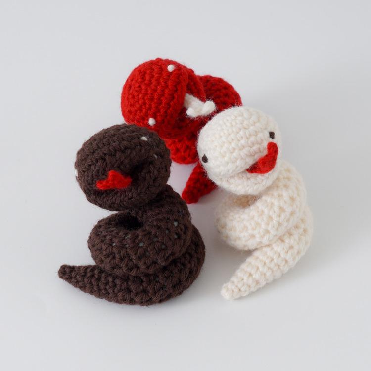 knitworm 編み物キット 干支の編みぐるみ 2025 干支 巳 蛇 へび knitworm 編み物キット 干支の編みぐるみ 2025 干支 巳 蛇 へび