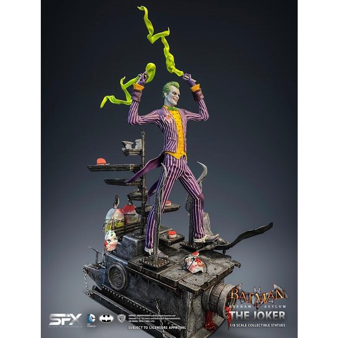 バットマン アーカム・アサイラム 1/8スケールスタチュー バットマン アーカム・アサイラム 1/8スケールスタチュー