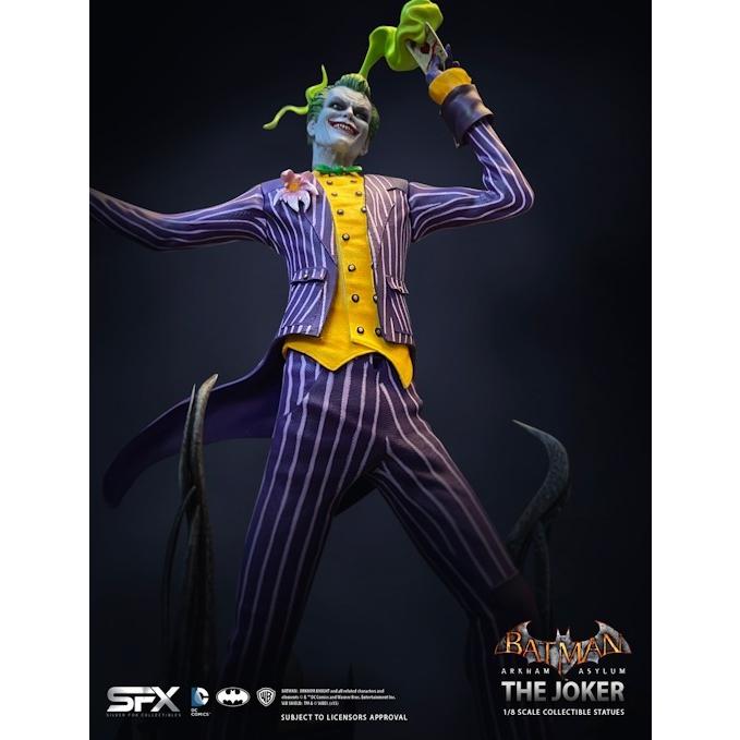 バットマン アーカム・アサイラム 1/8スケールスタチュー バットマン アーカム・アサイラム 1/8スケールスタチュー