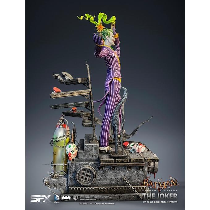 バットマン アーカム・アサイラム 1/8スケールスタチュー バットマン アーカム・アサイラム 1/8スケールスタチュー