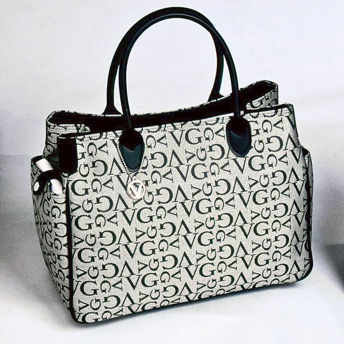 VALENTINO（ヴァレンティノ） バッグインバッグ Valentino Ghiberty