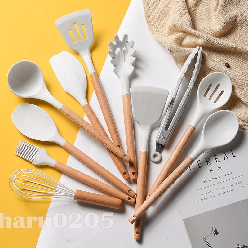 キッチンツール 11点セット 耐熱 シリコン 調理器具 製菓器具 料理 台所用品 クッキング調理用品 キッチンツールセット 収納容器付き 新築お祝い プレゼント :kt1005:晴 - 通販 - Yahoo!ショッピング キッチンツール 11点セット 耐熱 シリコン 調理器具 製菓器具 料理 台所用品 クッキング調理用品 キッチンツールセット 収納容器付き 新築お祝い プレゼント :kt1005:晴 - 通販 - Yahoo!ショッピング