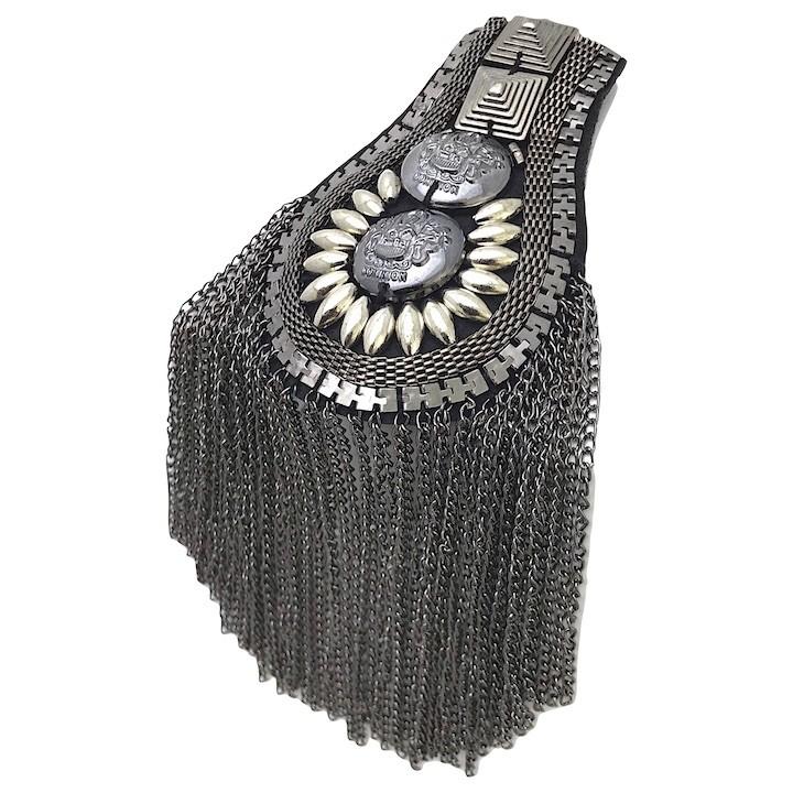 肩章 1個単品売り チェーン付き スタッズ ガンメタ 黒 貴族 王子様