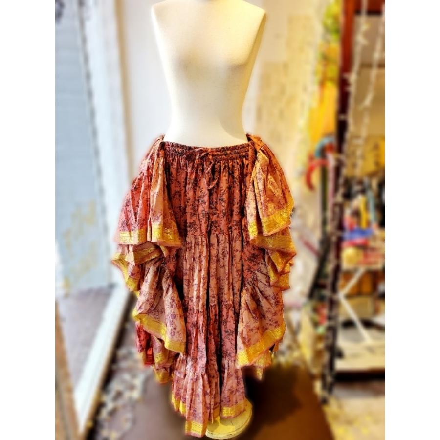 ★値下げ ジプシースカート ベリーダンス 25ヤード 淡い肌色ピンク インド製 新入荷 ベリーダンス ジプシー スカート 25ヤード インド製 花柄