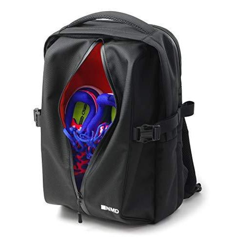 [ノーマディック] リュックサック 軽量 デイパック 通勤×通学に使える ジムバッグに便利 収納力 機能性 メンズ 黒 