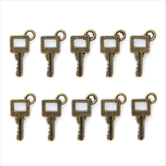 金古美 チャーム 10個セット 鍵 キー 四角 小さめ カギ アンティーク