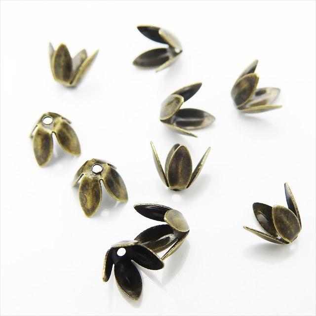 フラワー 座金 4枚弁 8mm 10個 深型 花びら 花弁 花座 ビーズキャップ 
