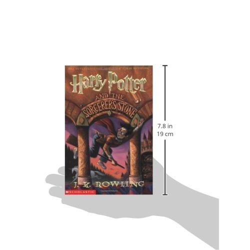 Harry Potter and the Sorcerer's Stone (Harry Potter, 1)【並行輸入品】｜has-international｜05