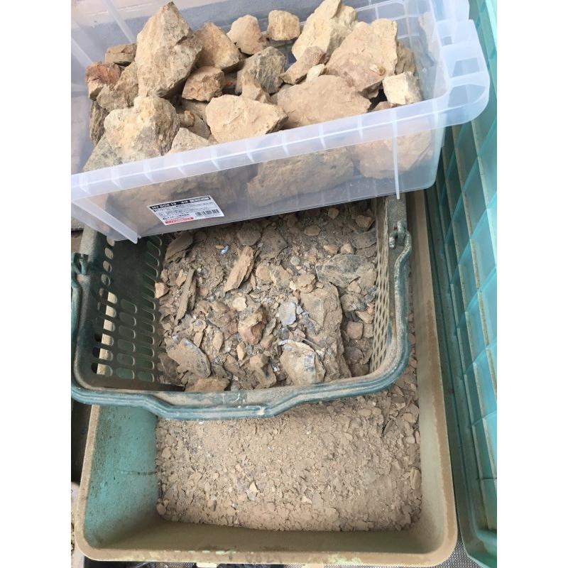 ラジウム鉱石のかけら200g ユークセン石 4μSv/h ラドンガスも