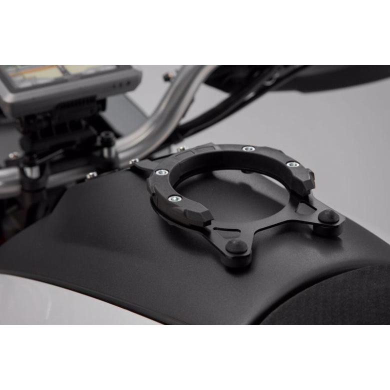 バイク  エスダブリューモーテック SWモーテック EVOタンクリング MOTOGUZZI V85 TT 19 TRT0064031500/B 取寄品 セール