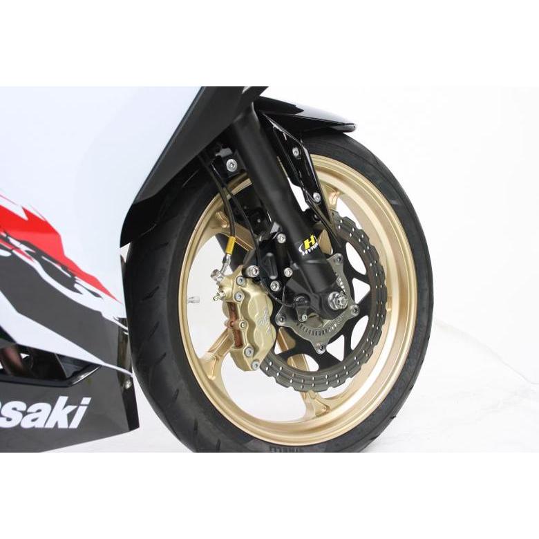 アクティブ フロントキャリパーサポート BLK NINJA400 18-21 250 アクティブ フロントキャリパーサポート BLK NINJA400 18-21 250