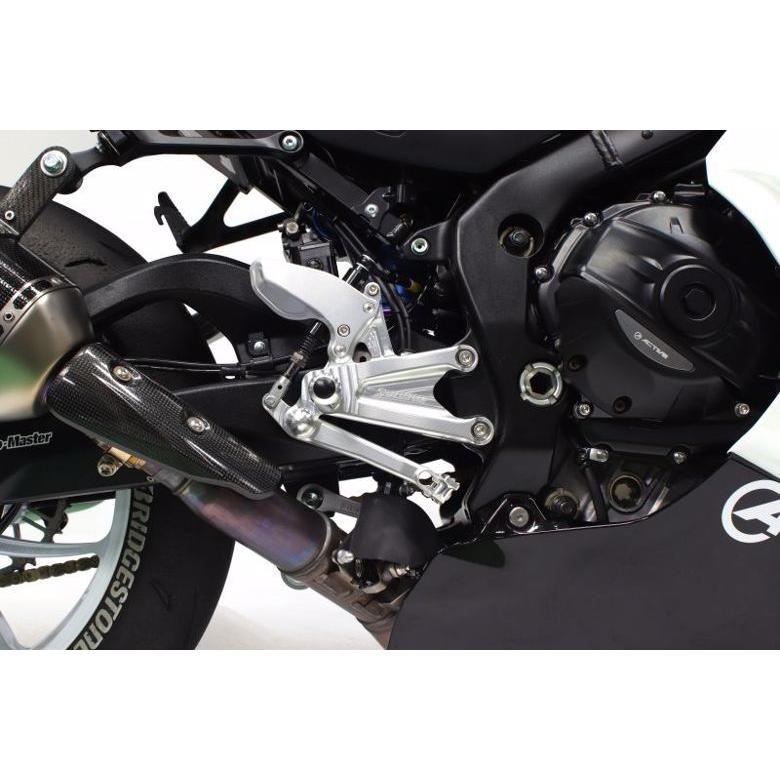 バイク ステップ エラボレート フットコントロールKIT SIL GSXR1000R 17-19  シフター有  FCK5001S 取寄品