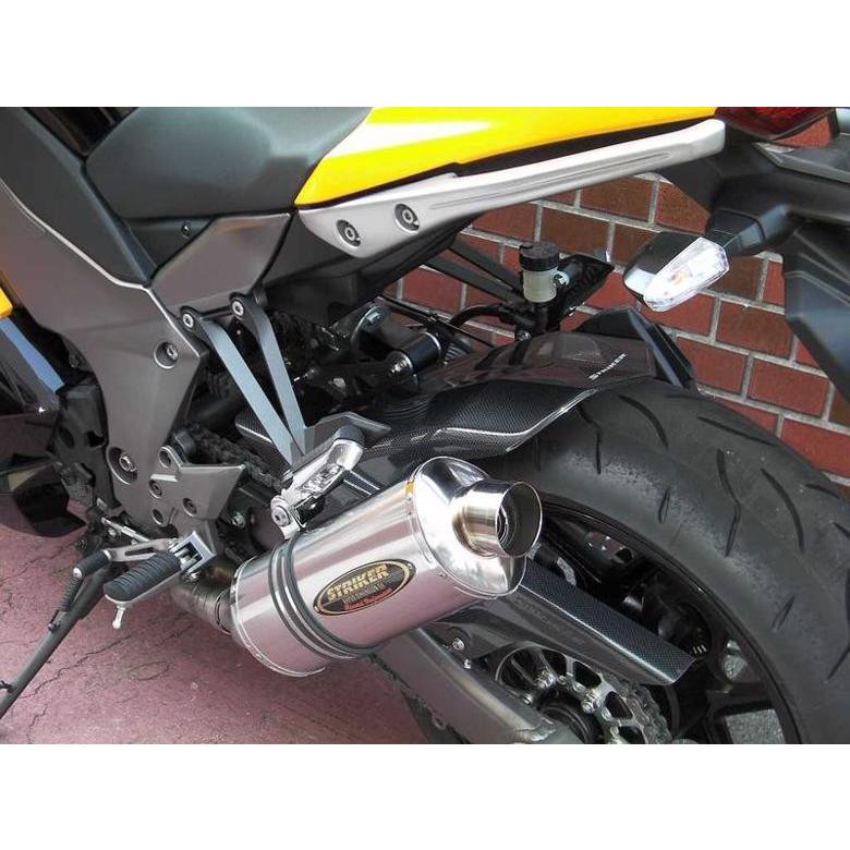 STRIKERストライカーカーボンリアフェンダー　ニンジャ1000 Z1000 バイク STRIKER ストライカー カーボンリヤフェンダー Z1000 10