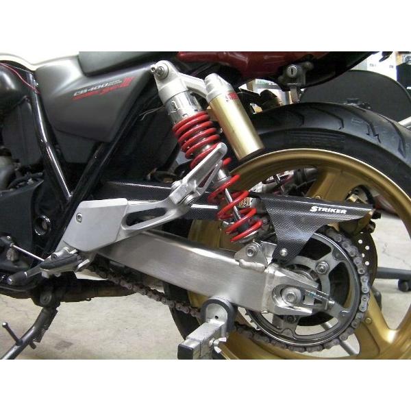 バイク ストライカー カーボンチェーンカバー CB400SF SB VTEC バイク ストライカー カーボンチェーンカバー CB400SF SB VTEC