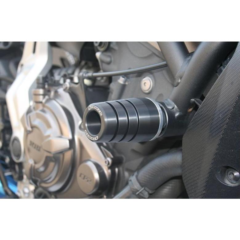 バイク STRIKER ストライカー ガードスライダー ALL BLK MT-07 ABS 14-16 SS-GS135B-F1 取寄品 セール_1