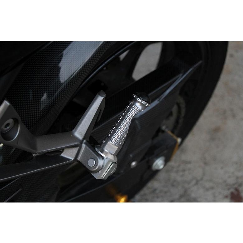 エスエスケイ スピードラ SSKSPEEDRA アルミ削出ステップスタンダード パッセンジャー用 取付部カラー:シルバー ステップバーカラー:グリーン 取寄品