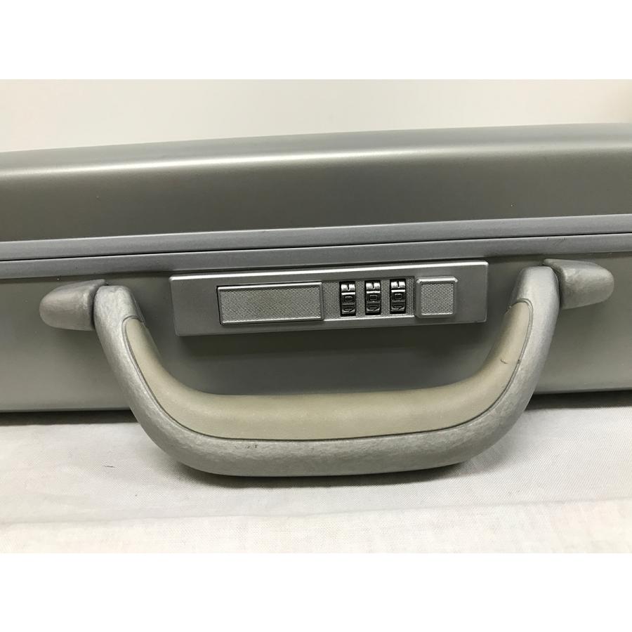 【中古品】アタッシュケース 中古□SANWA ノートPC用ハードケースA4 アタッシュケース BAG-ABS1☆紐