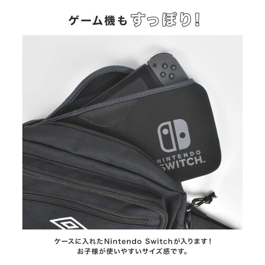 UMBRO ブラック スリングバッグ UMBRO ブラック スリングバッグ