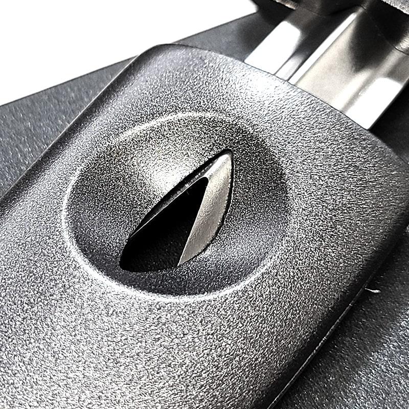 ザイカー 葉巻用 V刃 シガーカッター ガンメタ かっこいい XiKAR 葉巻