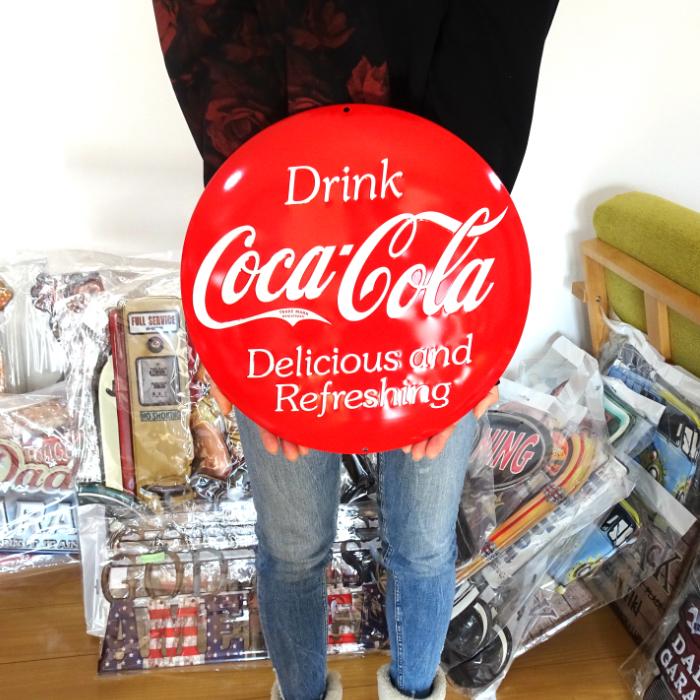 【Coca Cola コカコーラ】丸型ボタン看板 ウイング付　アメリカン雑貨 Coca Cola コカコーラ】丸型ボタン看板 ウイング付 アメリカン