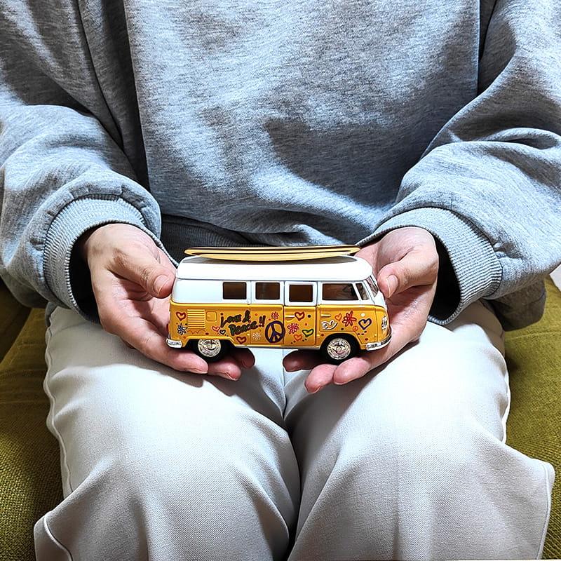 ビンテージミニカー サーフボード付き アメリカン レトロ ミニカー VW クラシカルバス サーフボード 車