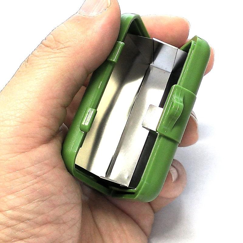 携帯灰皿 ポケハイ 全4色 軽い 薄型 アッシュトレイ 屋外 シンプル