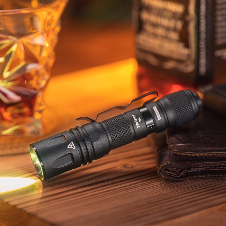 Weltool W2 14500 LEPフラッシュライト バッテリー・充電器付き Weltool W2 14500 LEPフラッシュライト バッテリー・充電器付き