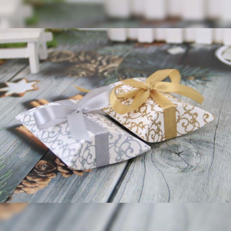 送料無料 ラッピング ギフト ボックス 箱 紙 リボン ゴールド シルバー