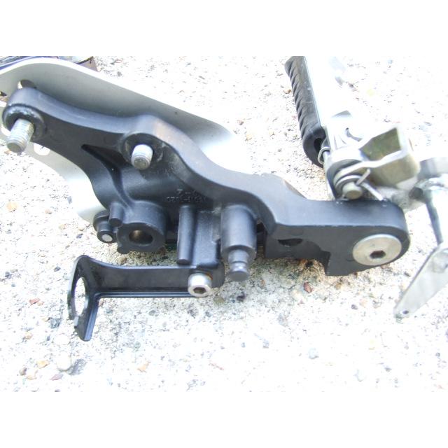 カワサキ KAWASAKI カワサキ ZRX1200ダエグ純正ステップ 左右セット 