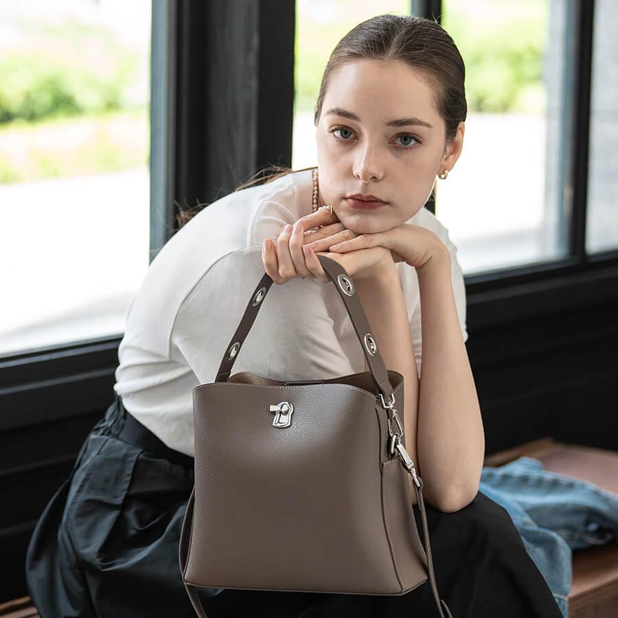 HAYNI 2way ショルダーバッグ レディース 斜めがけ 革 牛床革 HAYNI 2way ショルダーバッグ レディース 斜めがけ 革 牛床革