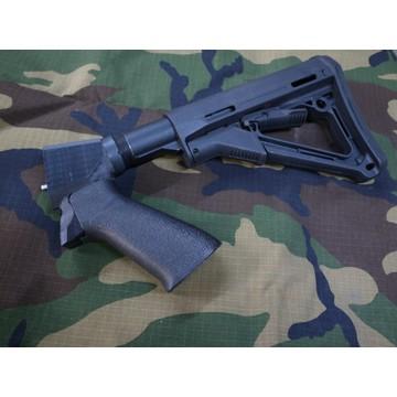 戦民思想 イサカ M37 用 グリップストックアダプタ T名人 材質：POM