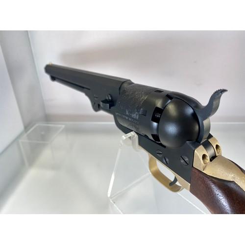 実物COLT製トリガーガード 未使用 モデルガンカスタム！コルトSAA用の新規金型の真鍮製トリガー