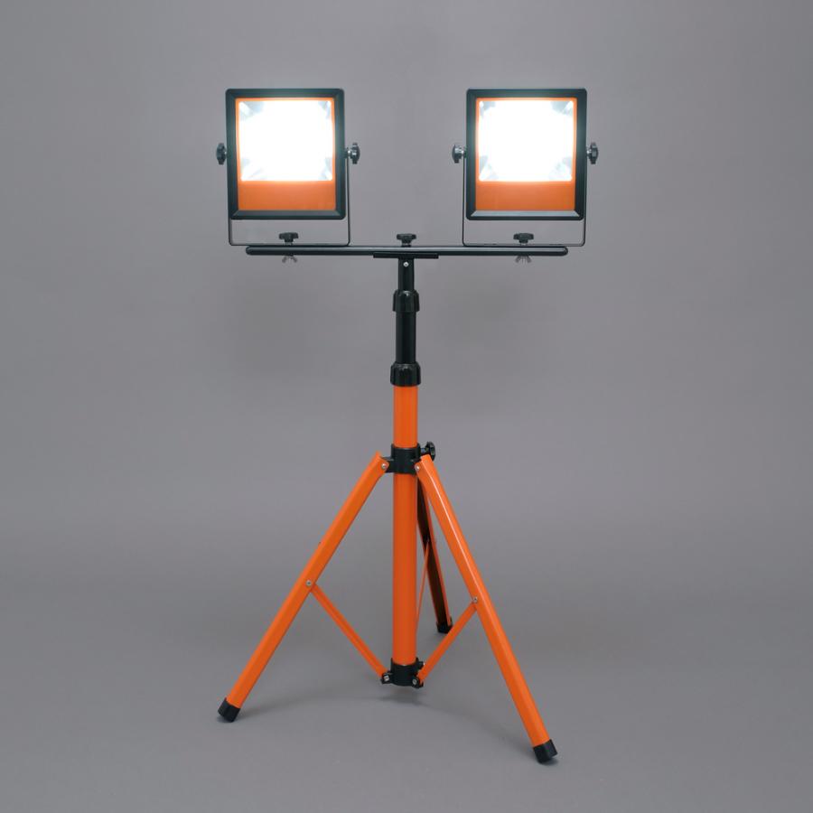 アイリス LWT-10000ST 投光器 LEDスタンドライト 未使用 10000㏐ 昼光色 【ハンズクラフト宜野湾店】 アイリス LWT-10000ST 投光器 LEDスタンドライト 未使用 10000