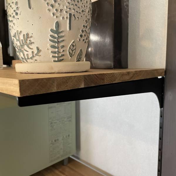 ハイロジック A-32 木棚板用水平ブラケット 300mm 右用 ブラック 棚