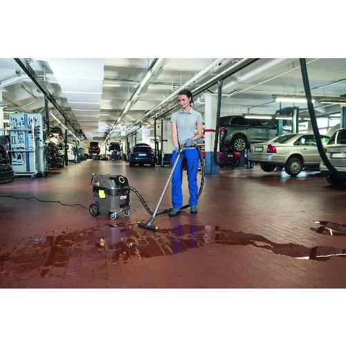 ■KARCHER 乾湿両用クリーナー NT 30/1 Tact(1.148-208.0)【1717492:0】[店頭受取不可]の画像