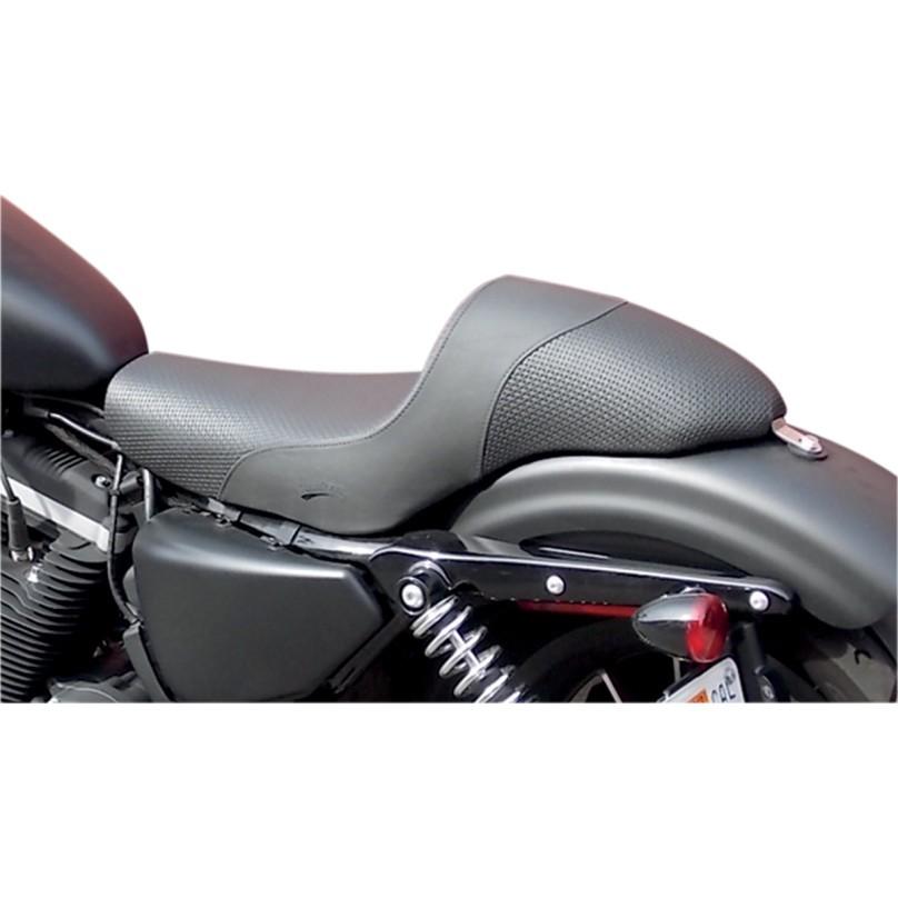 サドルマン 0804-0454 Saddlemen カフェレーシングシート 2004 サドルマン 0804-0454 Saddlemen カフェレーシングシート 2004
