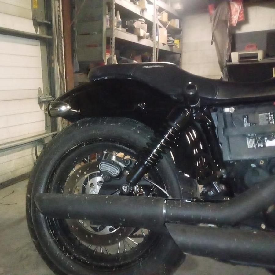 Drag Specialties リアサスペンション 13インチ (ブラック Drag Specialties リアサスペンション 13インチ (ブラック