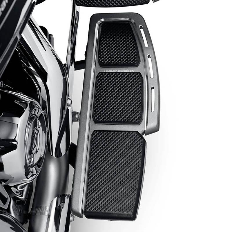 ハーレー純正 M8ソフテイル Adversary ライダー フットボード