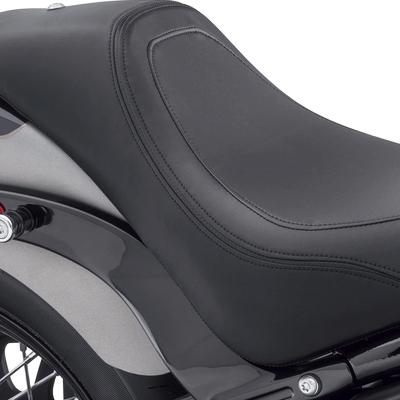 ハーレー ダビッドソン M8 Softail用 Brawler ソロシート FLHC、FLDE